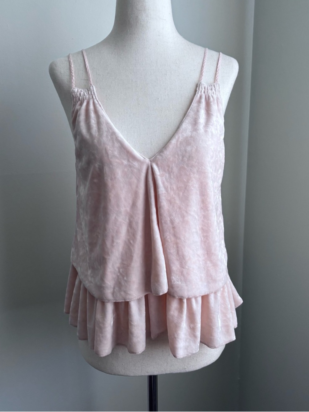 Aerie Crushed swing Velvet Tank Top size Xs light pink Guc
